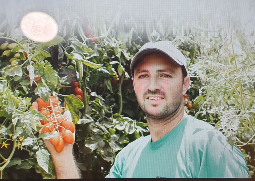 כתבה על טל ממן - עגבניות השרי של טל ממן ז"ל ממושב מבטחים